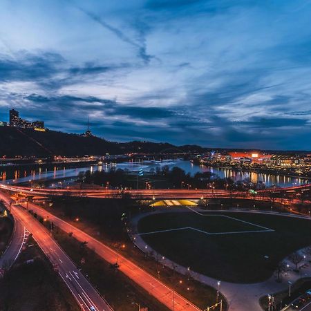 Luxury High Rise 1Bd River Views Downtown Pittsburgh Exterior photo
