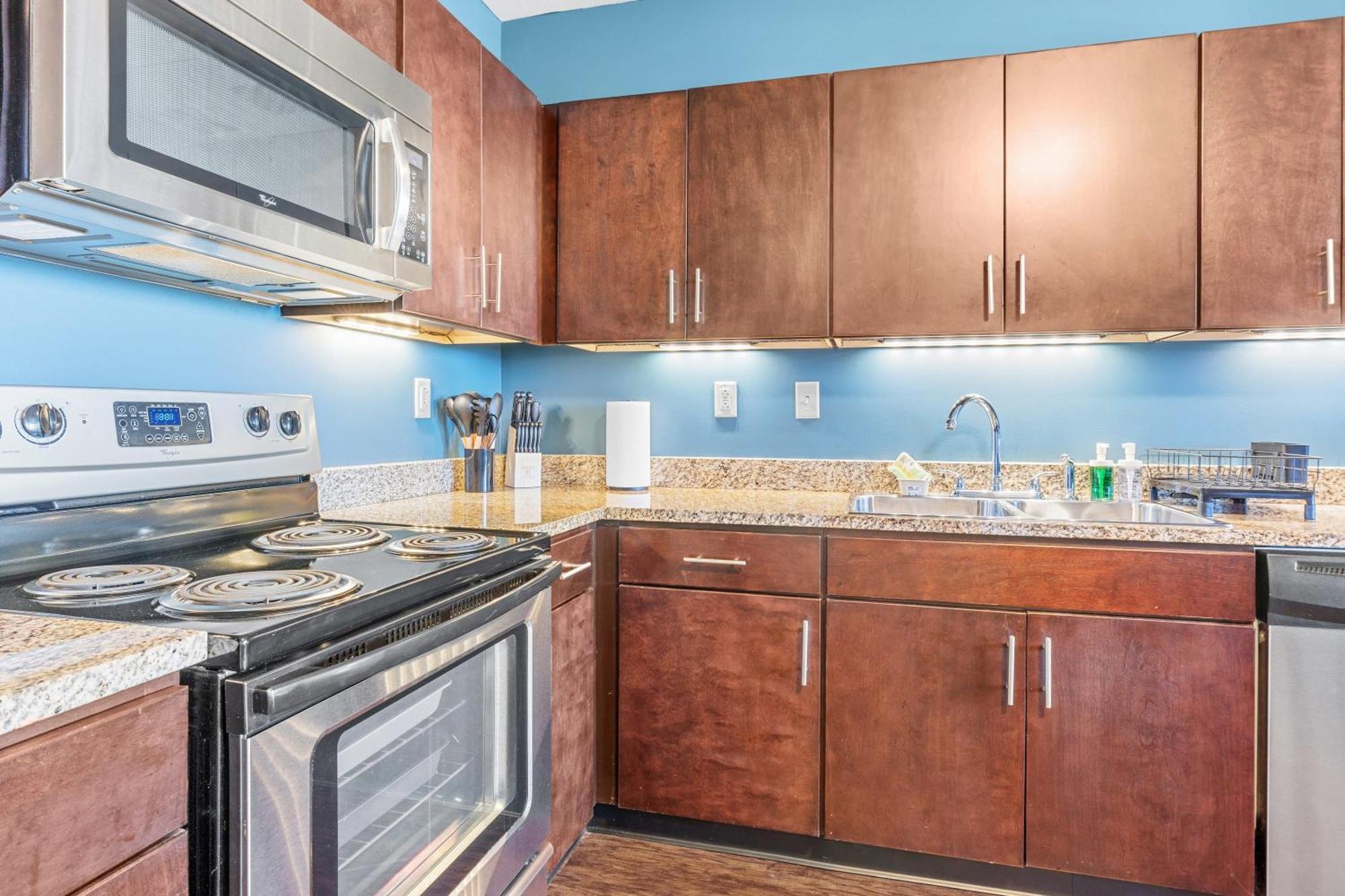 Luxury High Rise 1Bd River Views Downtown Pittsburgh Exterior photo